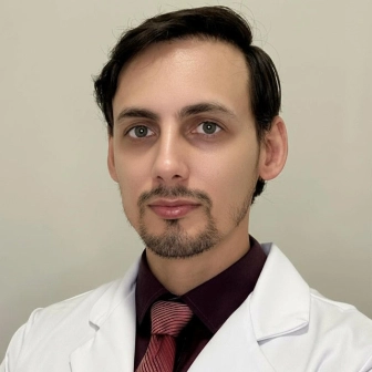 Dr. Marcos Venicius Danelut - Especialista em Medicina de Família e Endocrinologia